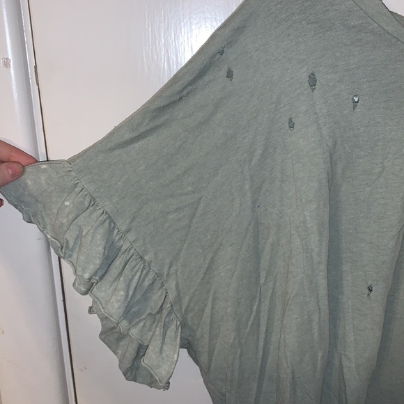 Light green relaxed fit distressed tee - Picture 2 of 6